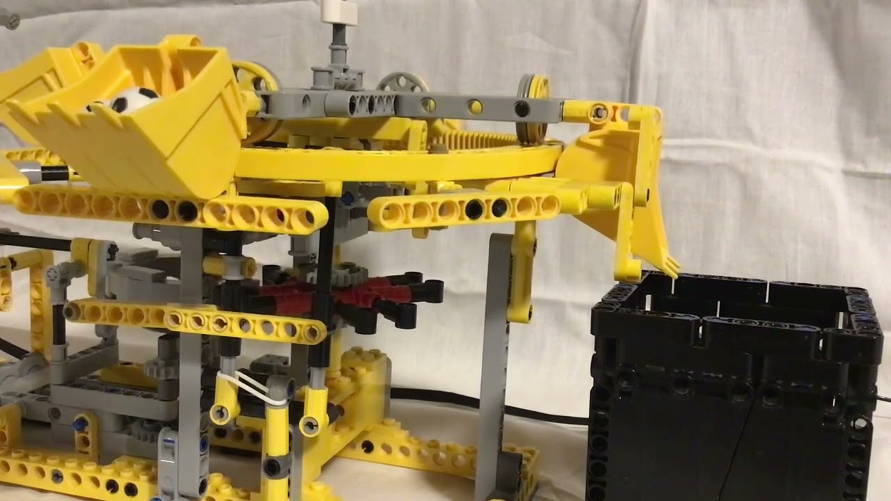 LEGO GBC - Geneva Turntable, by Jean Marc Detraz | Planet GBC