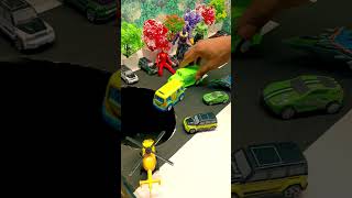 bus pushing yellow car red car cartoon car #busvideo #yellowcar #tractorvideo #redcar #cartooncar