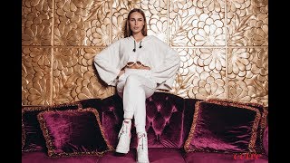 ХАННА: о новом клипе, материнстве и умении быть на позитиве. ХАННА: о новом клипе, материнстве и умении быть на позитиве.