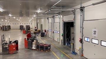 Success case: refrigerated loading bay - Angel Mir (Portes Bisbal SL)