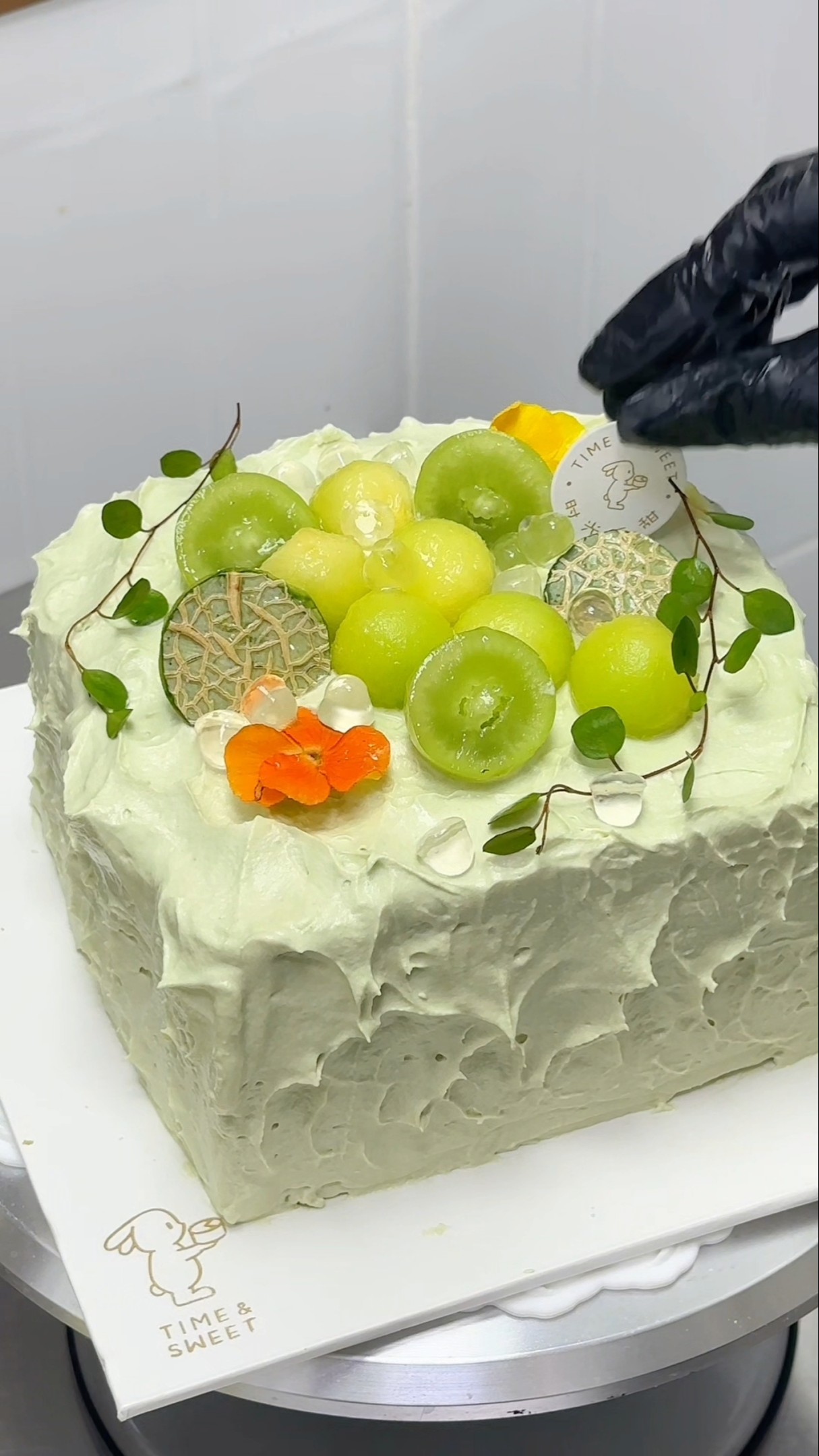 Cake tutorials food creators healing food internet celebrity cakes time and sweetness