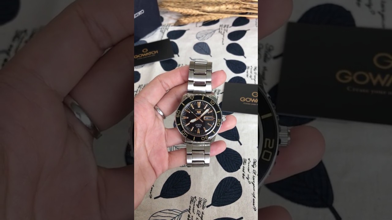 Seiko Men's SNZH57 Seiko 5 Automatic Black Dial Stainless Steel Watch