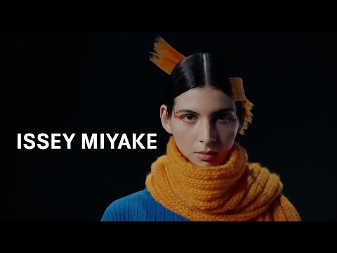 ISSEY MIYAKE FALL-WINTER 2022/2023