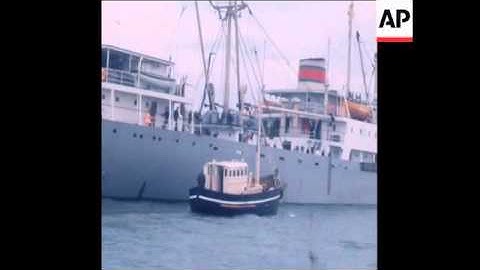 SYND 28/11/70 CHOLERA CHECK