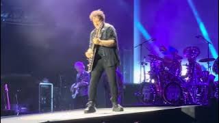 Journey - Who’s Crying Now “Live” in Houston