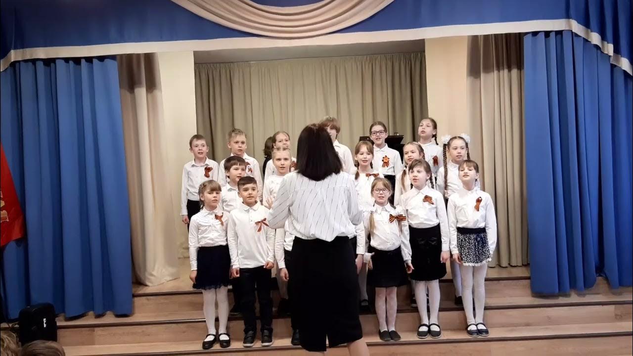 Хор для дошкольников фото. Катюша детский хор минус. Катюша на коми языке. Детский сад катюша симферополь. Детский сад катюша.