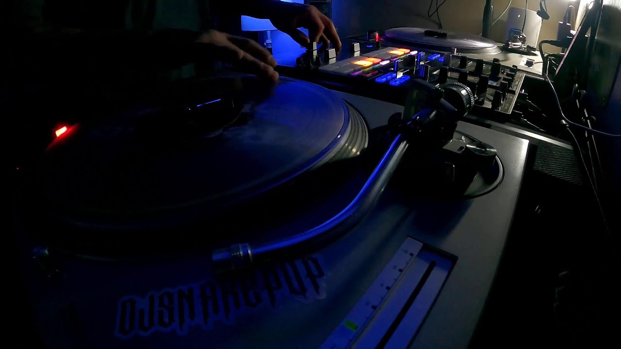 90’s - 80’s HIP HOP MIXX 
with my Phase 🔊🎛️🤩✨🔥🤩🤘🏼