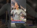 Rosalía frenó en Juan B. Justo y Av. Corrientes para saludar a los argentinos 💃