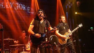 NECATİ VE SAYKOLAR - Allah Belanı Versin (İsmail YK rock cover) (Konser/Canlı) @Jolly Joker Resimi