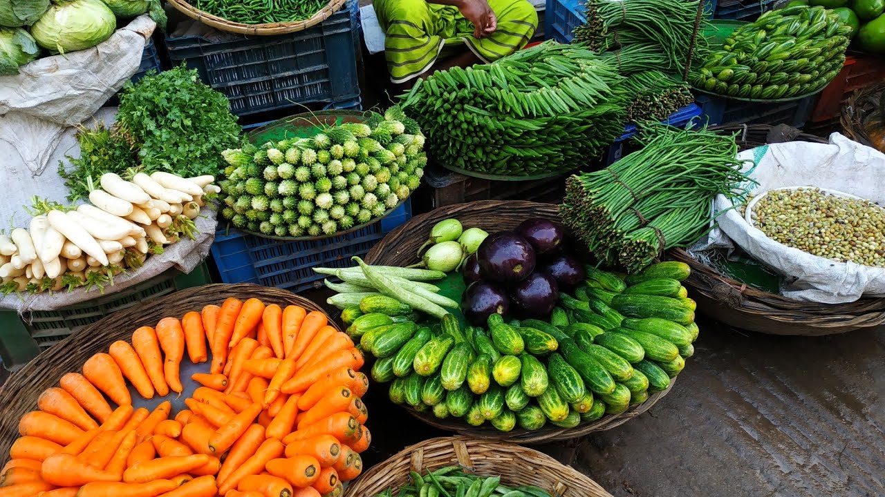 ঢাকার সবজি বাজার / বাংলাদেশের তাজা শাক সবজি / Vegetable Market in Dhaka