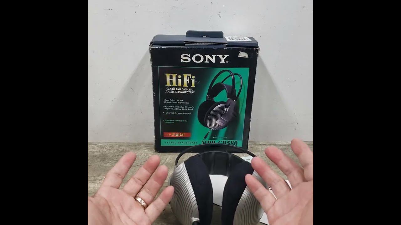 Sony MDR-CD580 Hi-Fi Over-the-Ear Open Back Wired Headphones