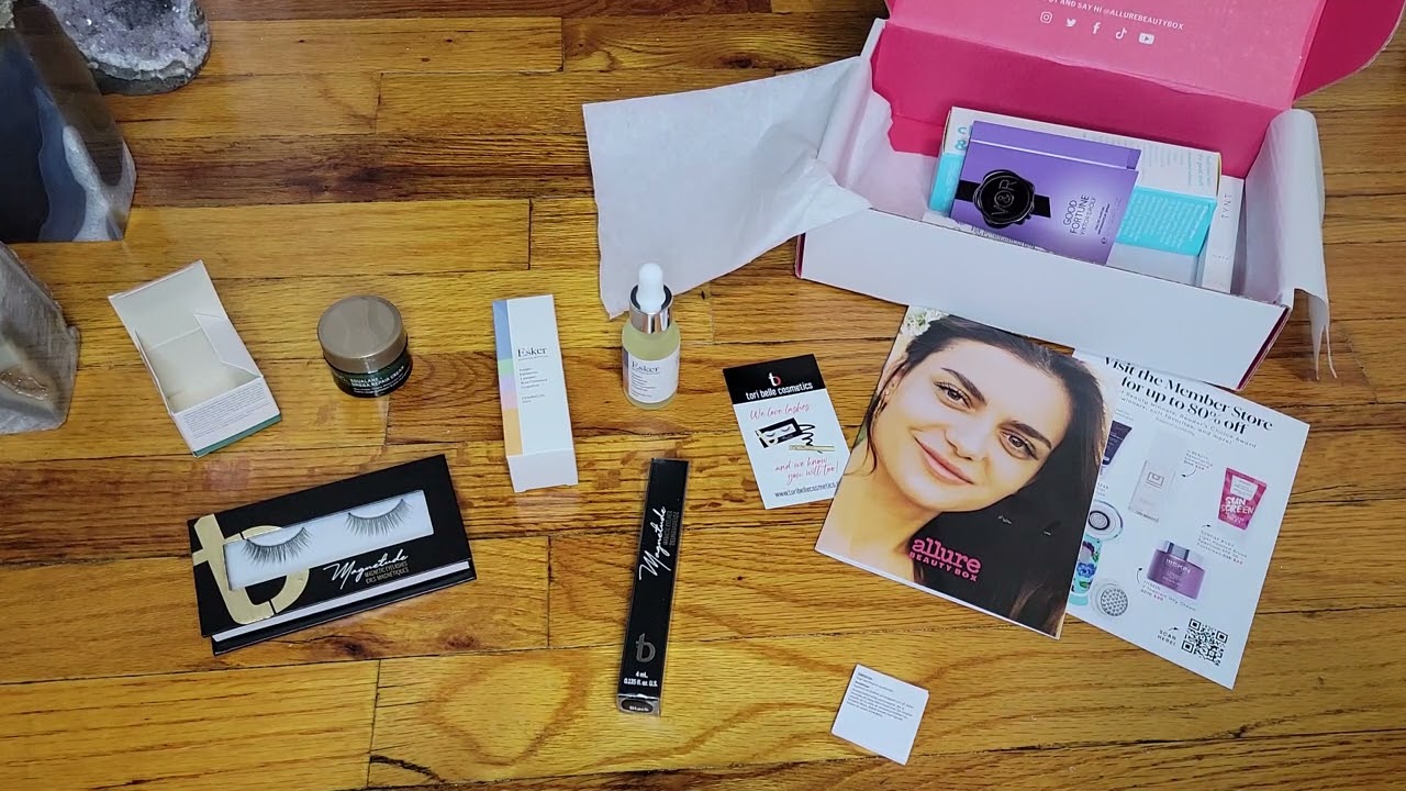 Allure Beauty Box August 2022 Unboxing