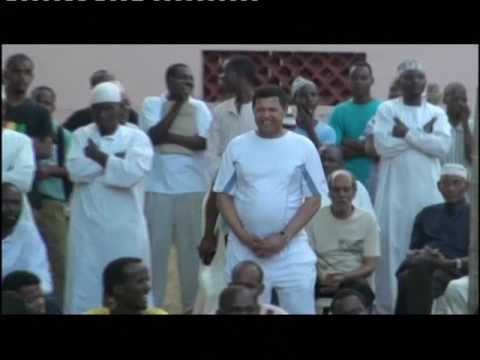 Video: Ni Watendaji Gani Wanaocheza Katika 