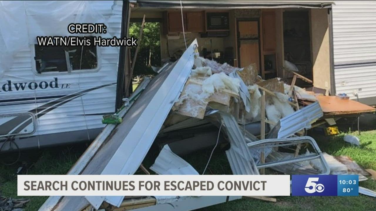 Search for inmate who escaped Arkansas jail continues - YouTube