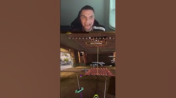 Pro Apex player gets hacked LIVE mid-tournament - can see ALL players