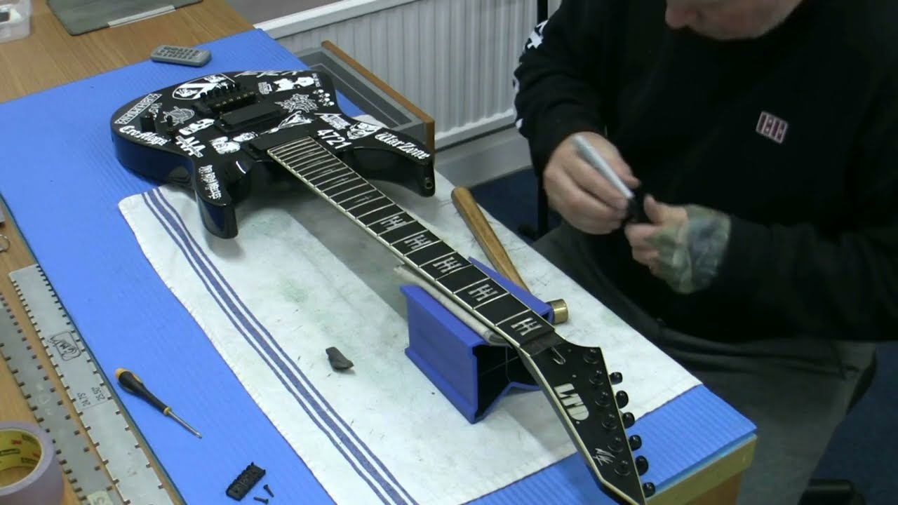 ESP Ltd JH-600 setup [Jeff Hannerman] - YouTube