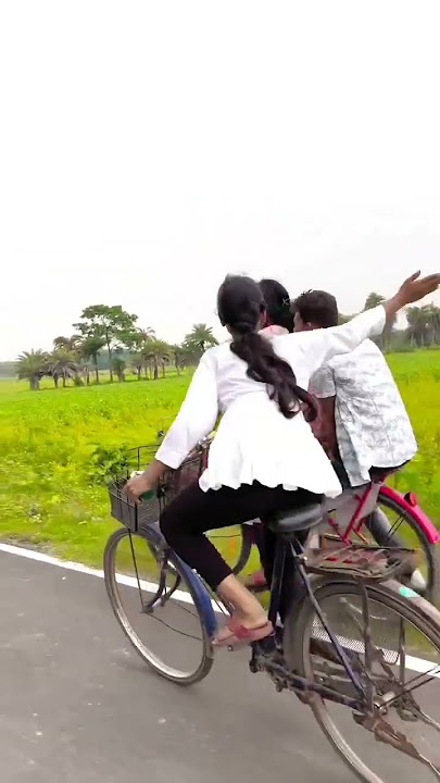 Nice moment funny video #love #newsong #viralvideo #music #comedy #funnyvideos #trending #funny