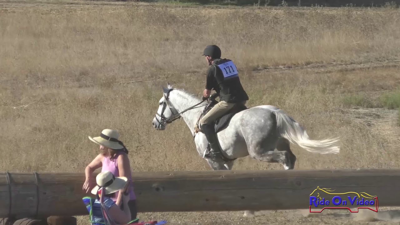 horseshoe bend 171XC Steve Roon on Lismakerra Bilbo Training AM Cross Country Woodside Oct. 2019