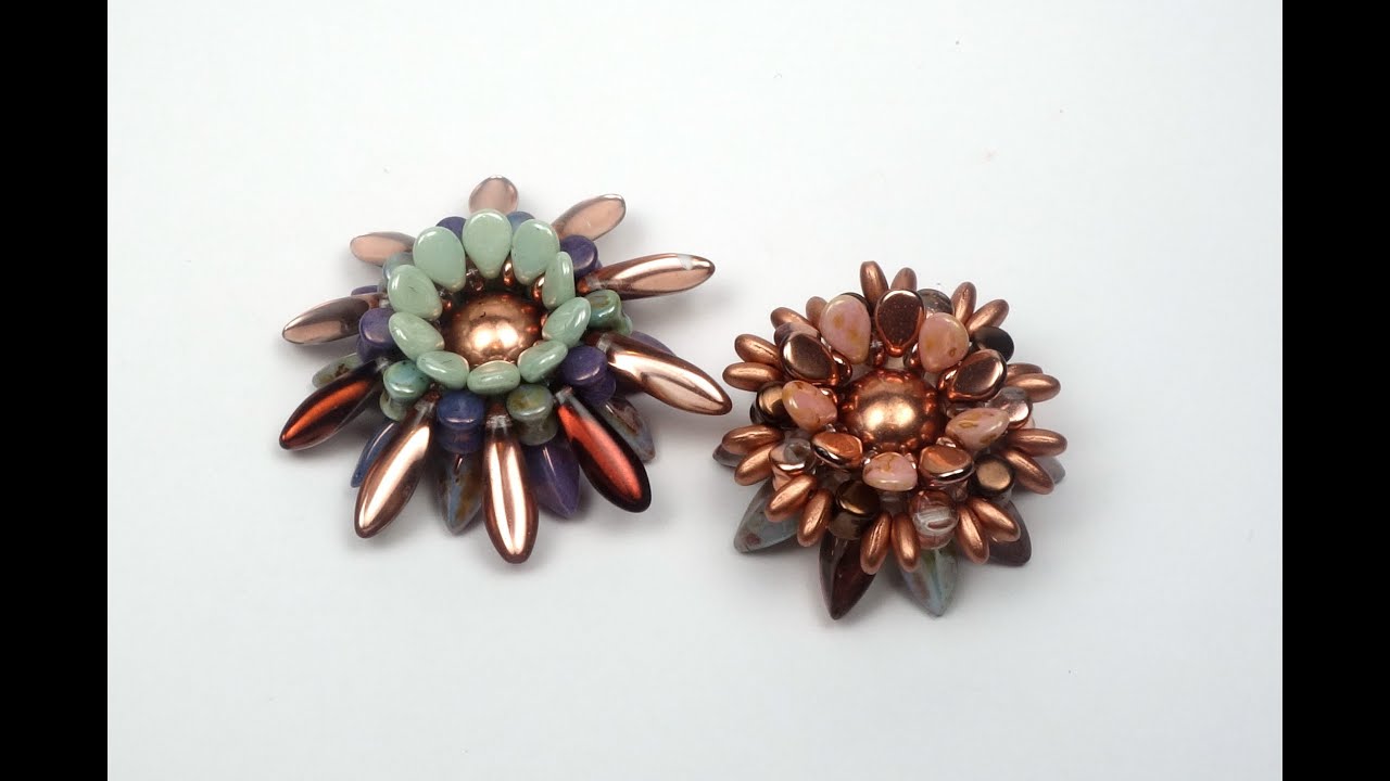 Ring mit Blume aus böhmischem Glasperlen