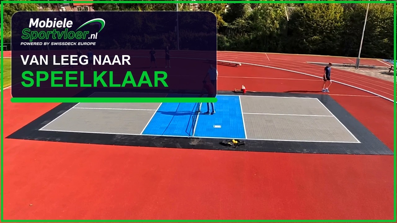 Opbouw van een verhuurbare mobiele sportvloer van lege ondergrond naar complete vloer