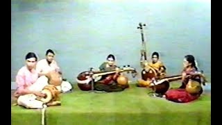 Download Lagu Doordarshan TV Concert (1986) - Rajeswari \u0026 Sreevidhya Padmanabhan MP3