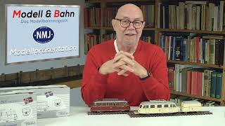 NMJ Modellpräsentation Schienenbus YD der SJ und NSB in Spur 0
In der heutigen Modellpräsentation aus dem Hause NMJ stelle ich Ihnen ein besonderen Leckerbissen in Spur 0 vor. Es ist Das Modell eines Schienenbusses vom Typ YD der in den 30.iger und 40 iger Jahren in Norwegen und Schweden unterwegs war.
Links zur Sendung:
Homepage https://www.nmj.eu
Cmb 16 18249 der NSB: https://www.nmj.eu/spur0-nmj-superline-nsb-cmb16-18249-dcc-digital-sound-1036045.html
YD 340 Malmbahn Spezial der SJ: https://www.nmj.eu/nmj-nmj0yd340-nmj-superline-sj-yd-340-malmbanen-spesial-m-uf2-1575-tilhenger-dcc-m-lyd-0-skala-1032184.html
YD 343 der SJ: https://www.nmj.eu/nmj-nmj0yd343-nmj-superline-sj-yd-343-mtilhenger-yf2-503-dcc-m-lyd-0-skala-1036041.html NMJ Modellpräsentation Schienenbus YD der SJ und NSB in Spur 0