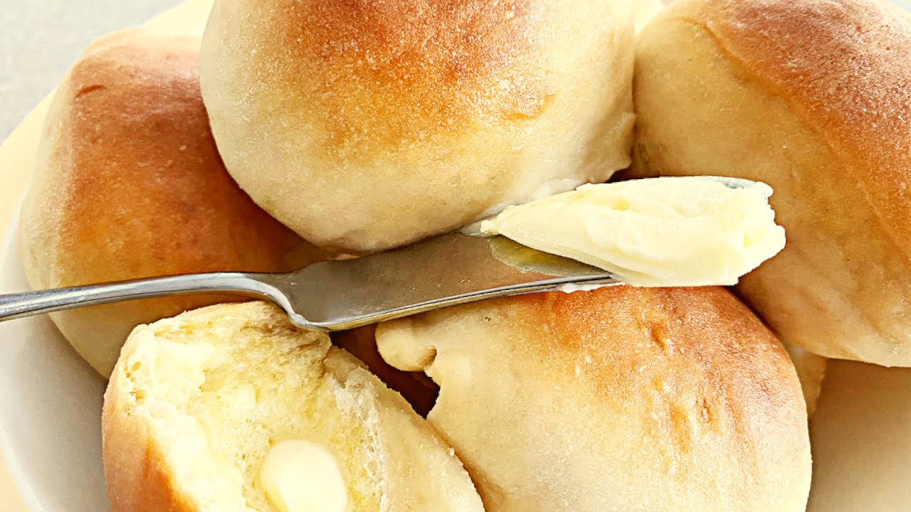 Fluffy Homemade Sweet Hawaiian Bread Rolls Recipe – Cookin' with Mima