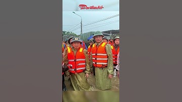 Phó Thủ tướng Trần Hồng Hà kiểm tra vùng ngập lụt và sạt lở ở Đà Nẵng