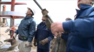 Khoan dẫn trước khi ép cọc bê tông quận 7