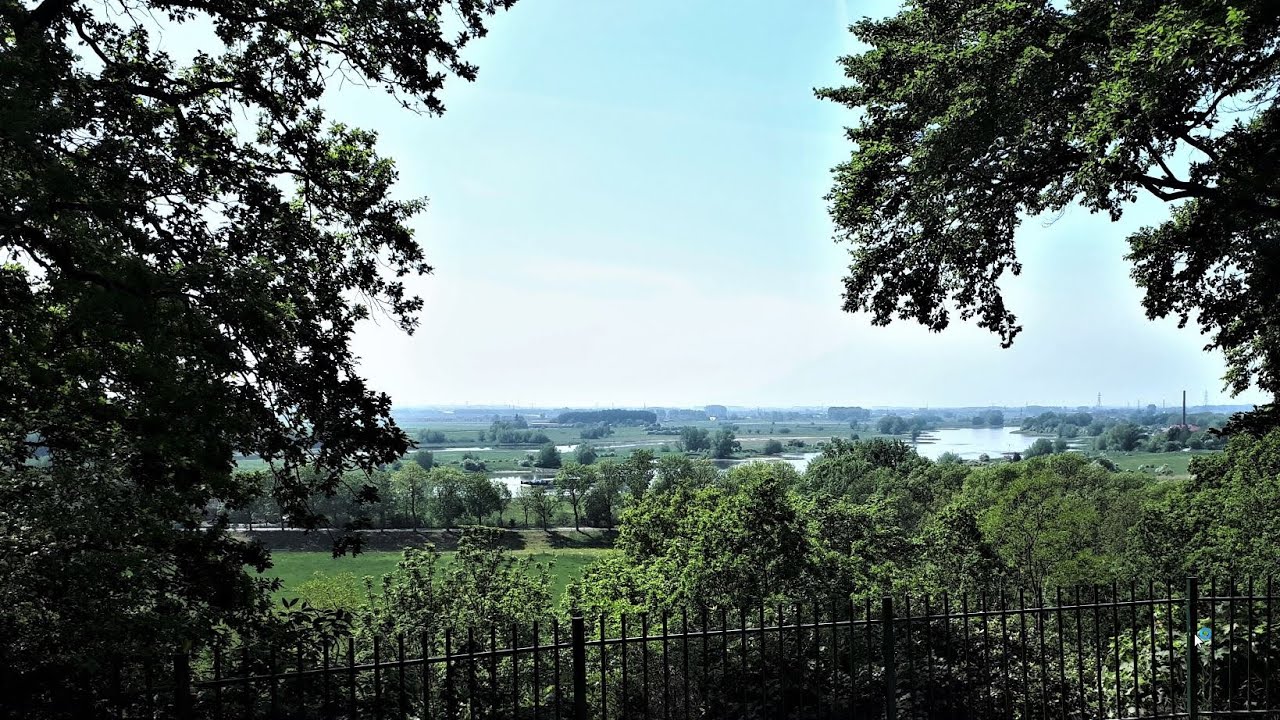 Lied 37 (bundel 'Het liefste lied van overzee') - Leid Gij mij, wees