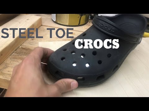 steel toed crocs