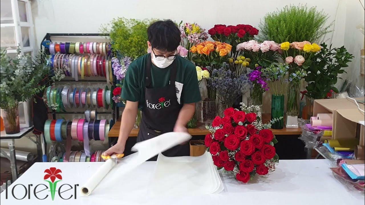 Flower Delivery Thailand by Forever Florist. Send 24 Red Roses Bouquet
