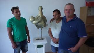 Росен Марков Подари Щъркел С Бебе На Аг Болница Варна