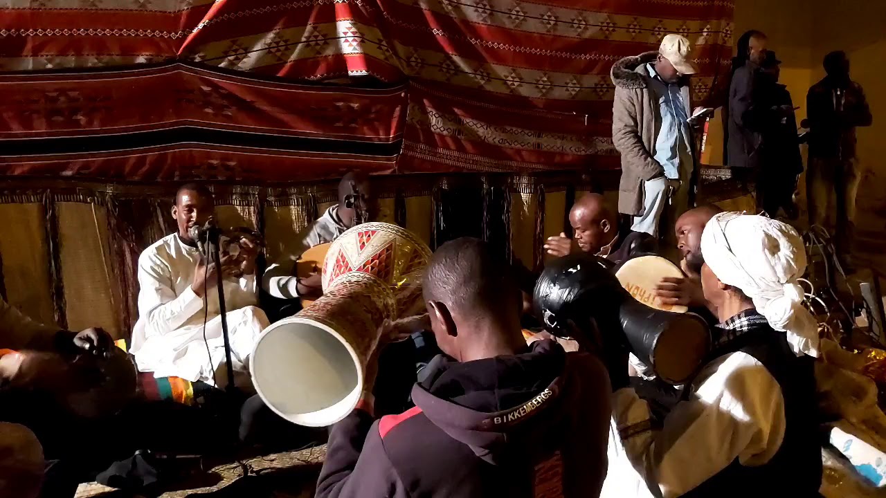 حنا لبينا في بلاد لبات ..... صلي ياما في الجامع لكبير ...ماوي احمد 21 نوفمبر 2020 حي تينغرت