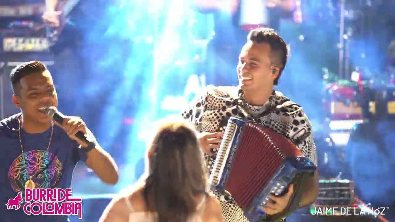 Mosaico decembrino / En señal de Victoria - Haffit David & Carlos Rueda en el Burrifest 1