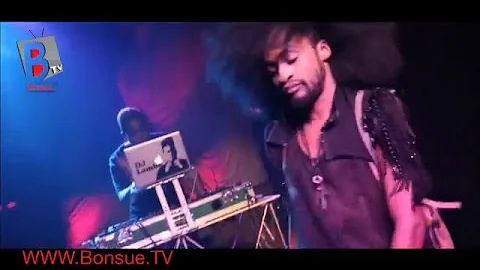 Video: Denrele Edun Twerks as Dj Lambo kills it on Stage Industry Nite #BonsueTV