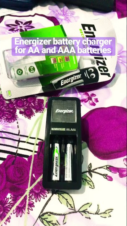Energizer battery charger for AA and AAA batteries