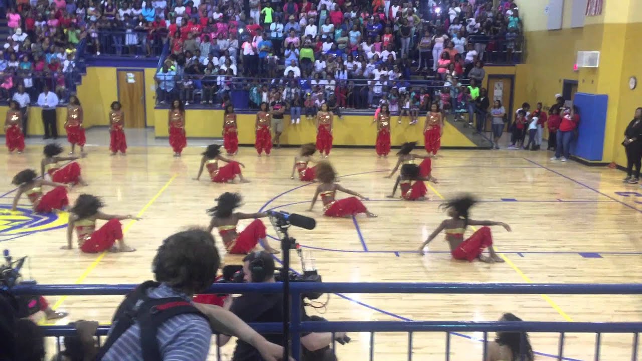 ZaTia last performance as a Dancing Doll YouTube