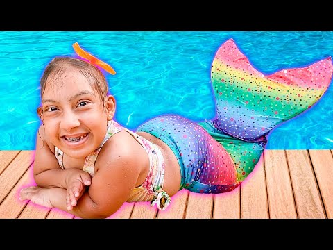 Maria Clara Vira Sereia e Diverte na Piscina | New Funny Stories for Kids - MC Divertida