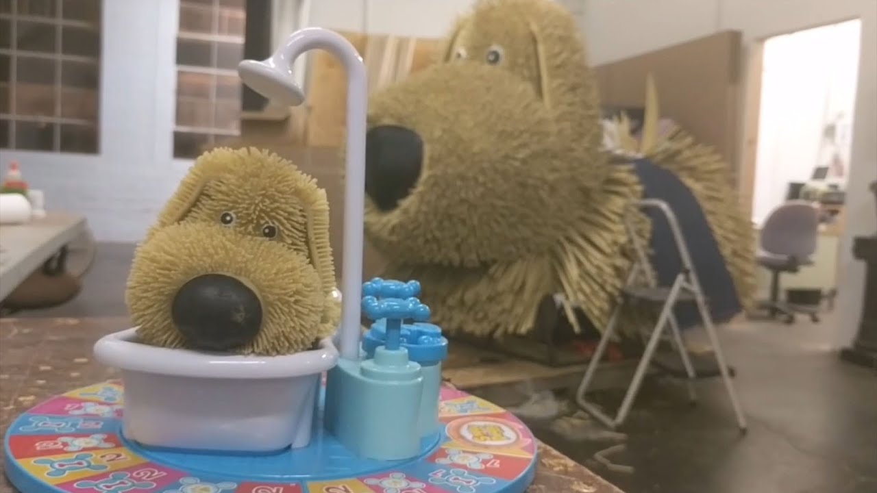 Giant Animatronic Soggy Doggy Toy (update)