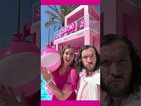 BARBiE MOViE PREMiERE!! Shaun & Jenny visit barbies dreamhouse mansion & pink carpet party!! #shorts