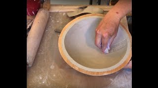 Slab bowl using a slump mold