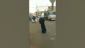 اليوم بدء العام الدراسي الجديد صنعاء اليمن 