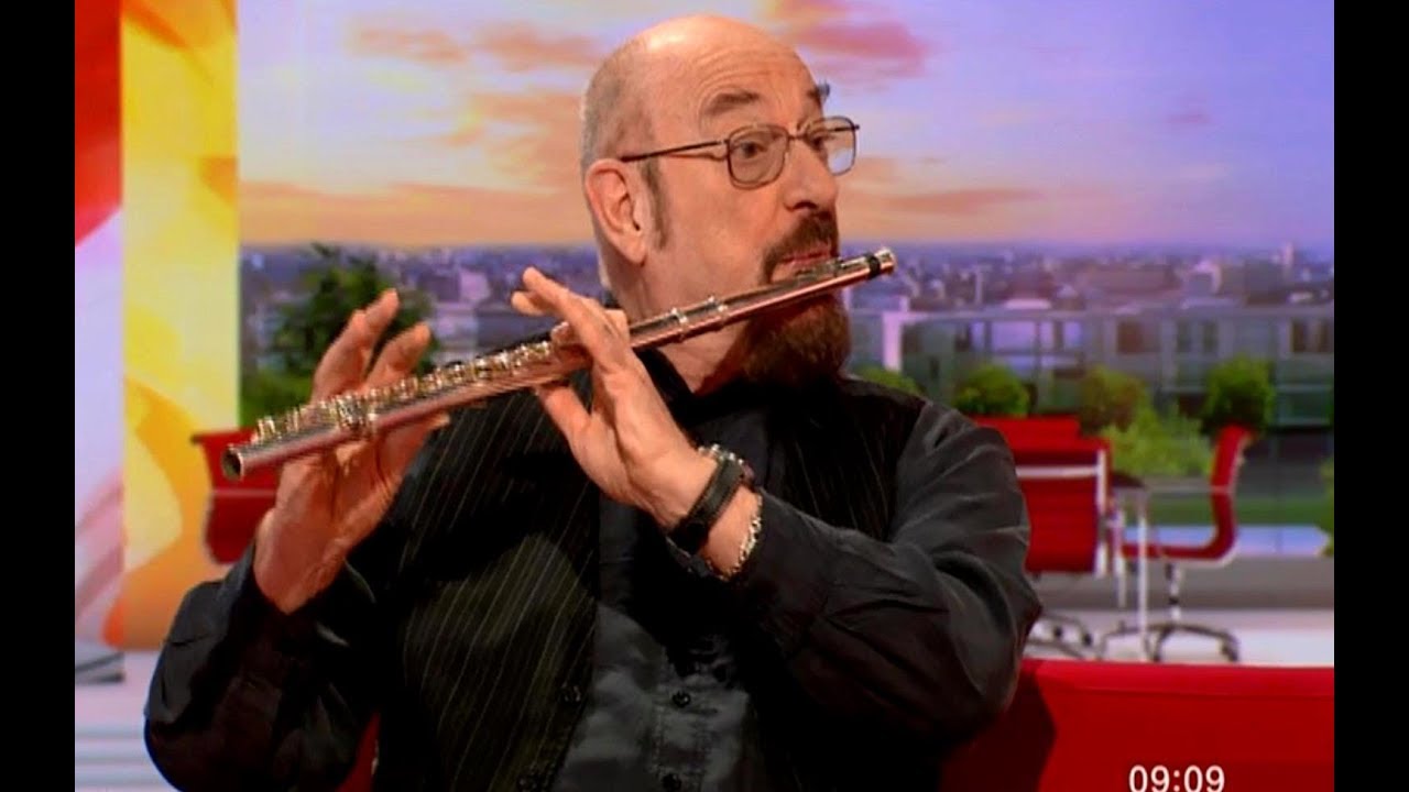 Playing The Flute To His Cat Jethro Tull Ian Anderson YouTube
