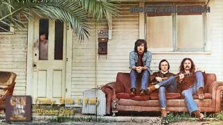 Crosby, Stills & Nash -  Wooden Ships chords