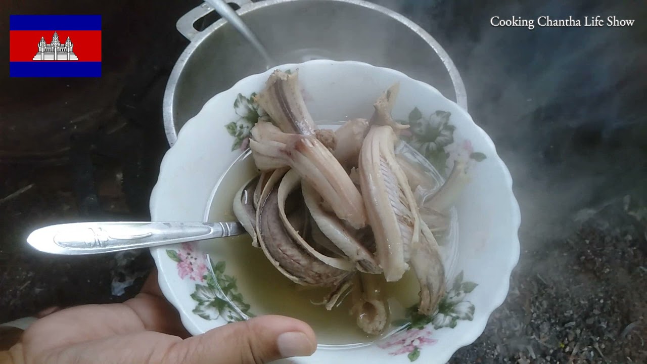 ស្ងោរពស់ប្រលឹត - Cooking Chantha Life Show - Vlog 61
