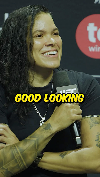 🍻😭 DRUNK FAN ASKS OUT AMANDA NUNES DURING UFC Q & A