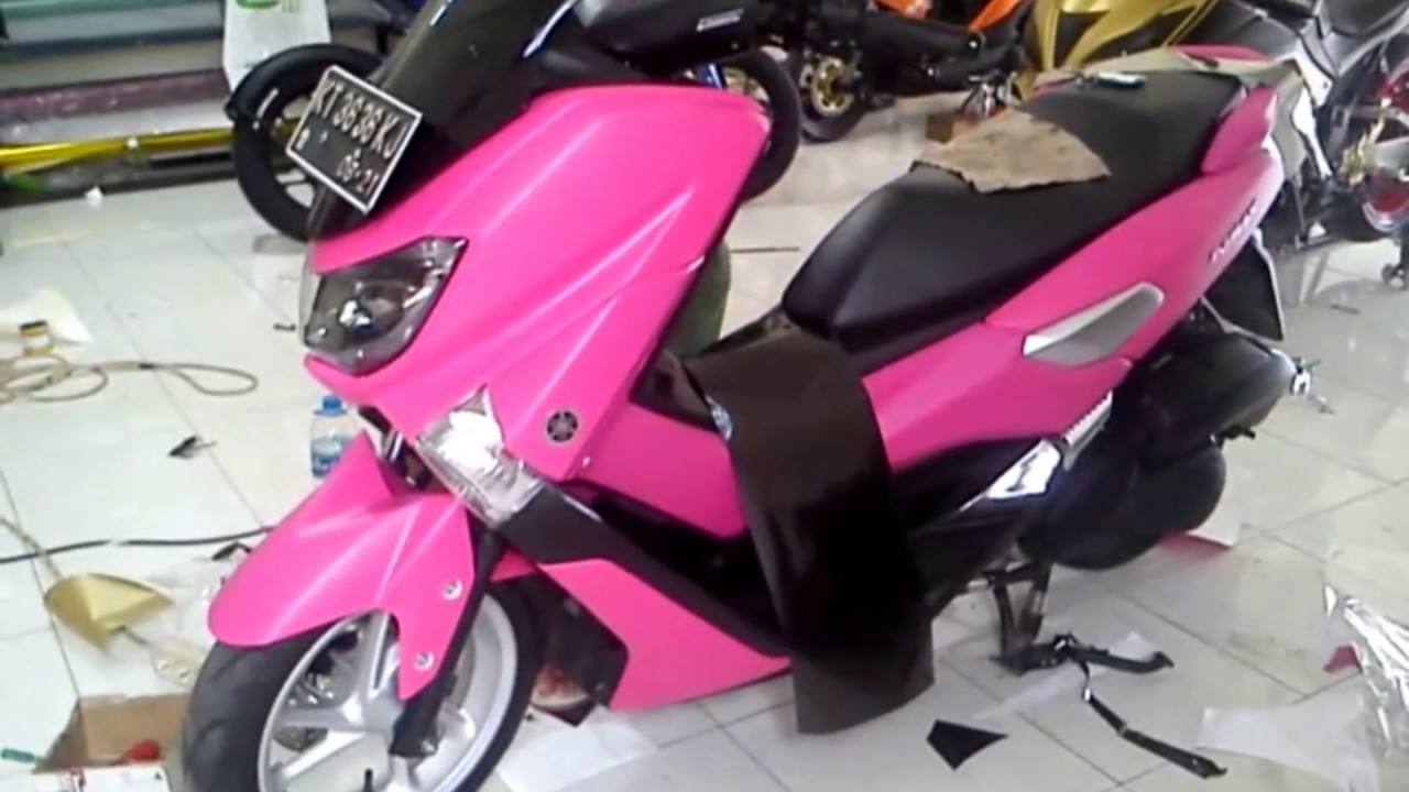 Pemasangan Stiker Motor Matic Agar Tampil Lebih Cantik Youtube