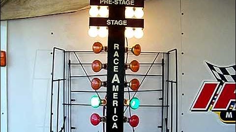 Real Drag Race Christmas Tree