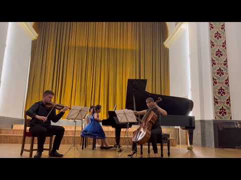 Angela Yixuan Miao Beethoven Trio In E- Flat Major Op.1 No.1